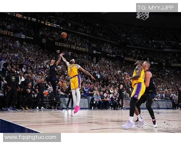 勇士与老鹰激战正酣NBA视频直播精彩瞬间回顾与分析